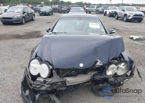 2004 Mercedes-Benz Sl 55 Amg z USA, uszkodzony, nr VIN WDBSK74FX4F084226